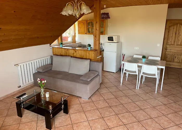 Esther Apartament *